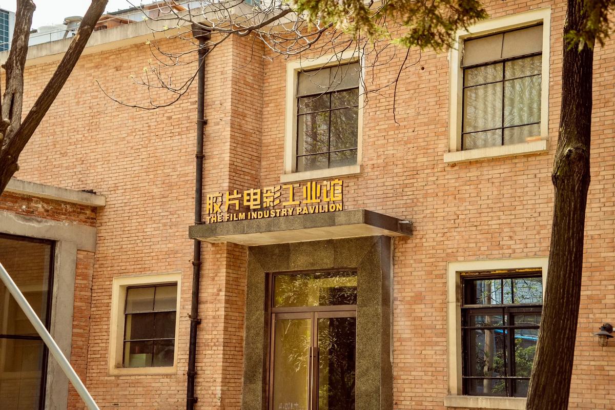 91人妻操的相关介绍