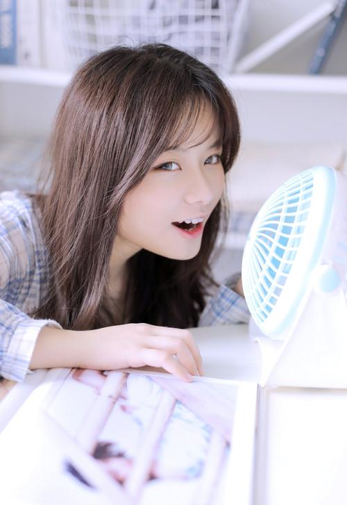 内射老师逼的相关介绍