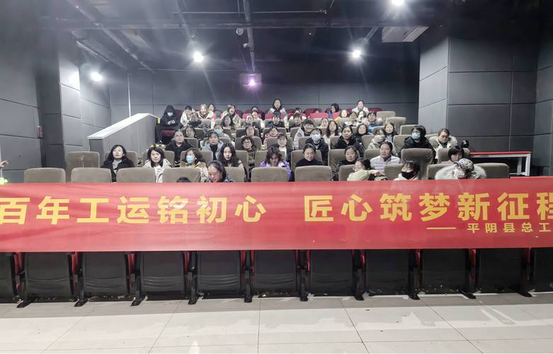 中国少妇精av的相关介绍