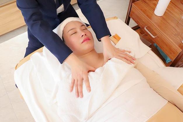 老师和我上床的相关介绍