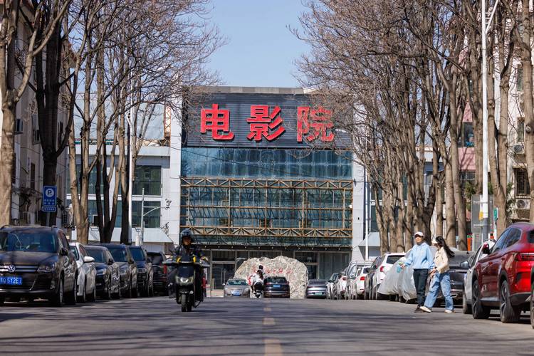 人妻啪啪3的相关介绍