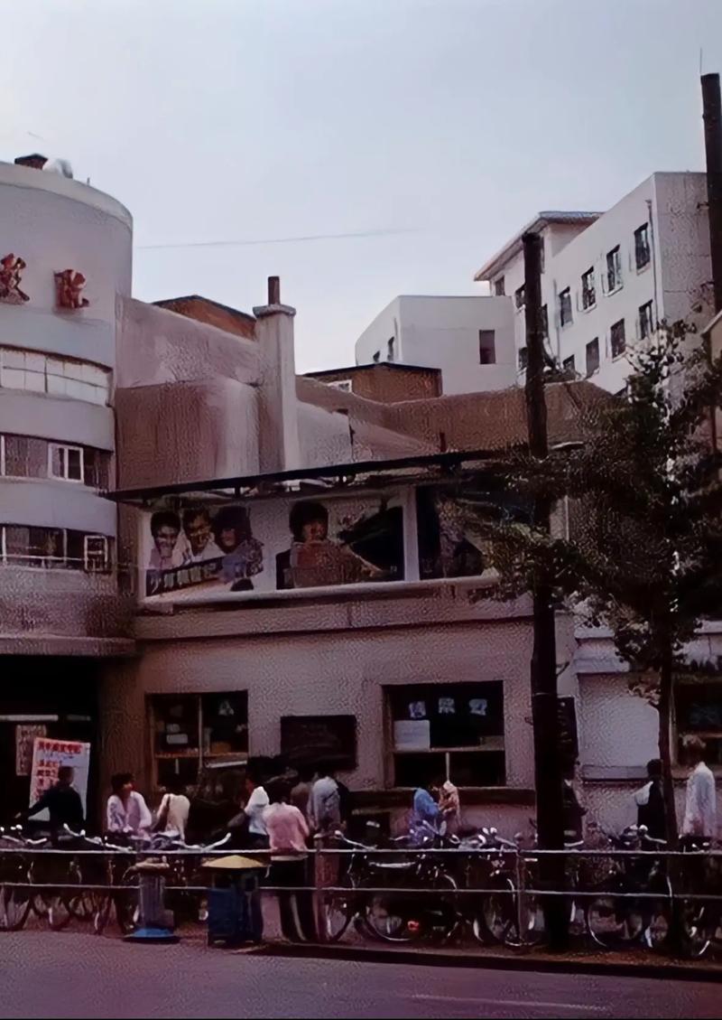 看毛片看毛片的相关介绍