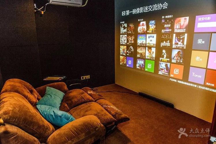 一边摸一边亲一边捅的相关介绍