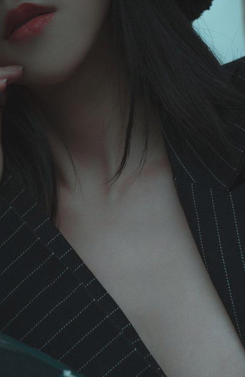 我操了女老师的相关介绍