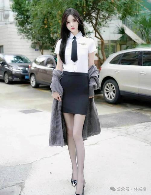 欧美在线成人精品的相关介绍