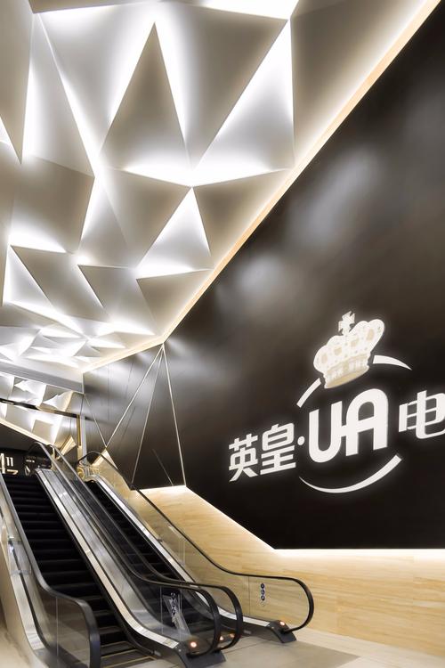 亚洲少妇第一的相关介绍
