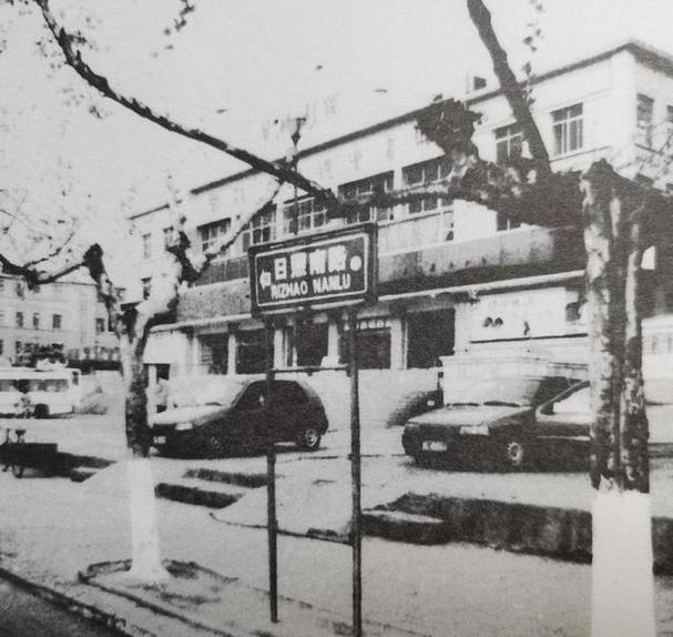少妇av.的相关介绍