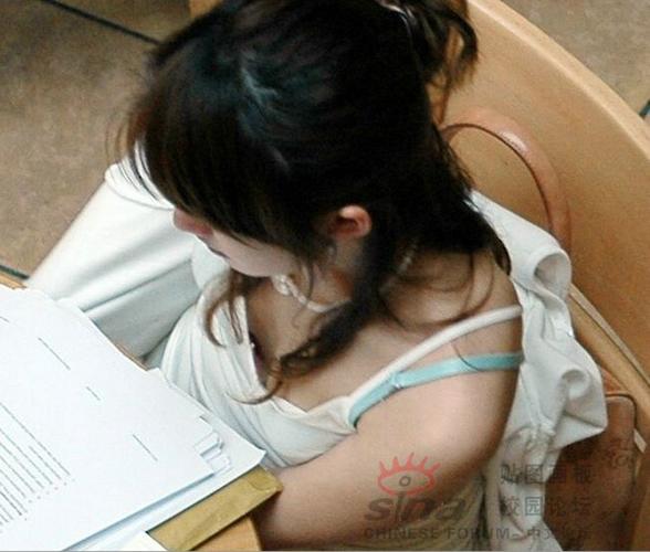 美女老师叉开腿让我操的相关介绍