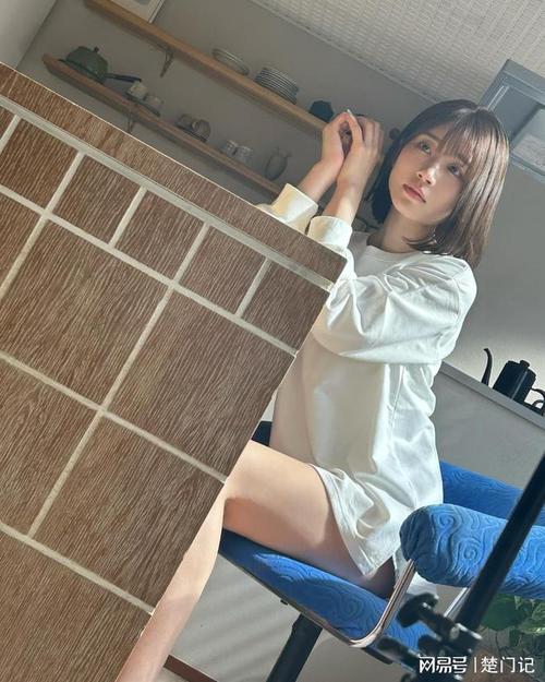 精品人妻爱啪啪的相关介绍