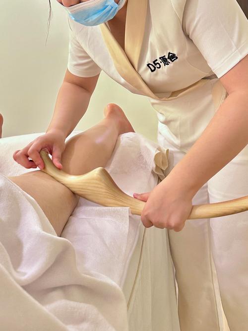 美女老师让我操她的相关介绍