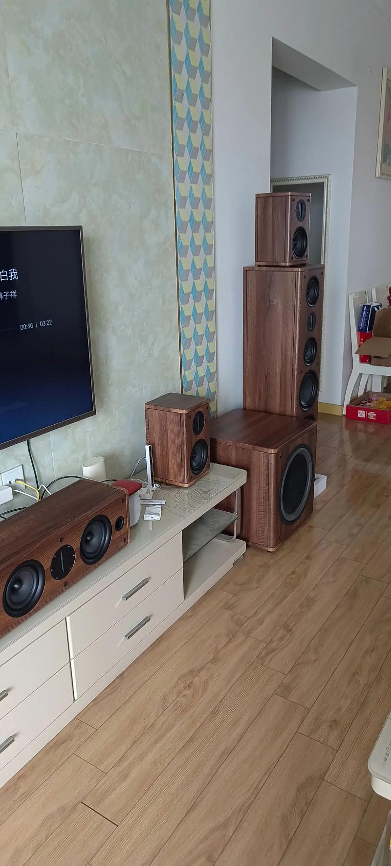 美女老师被我后入的相关介绍