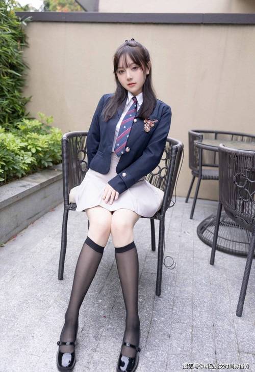 欧美熟女少妇一区二区的相关介绍