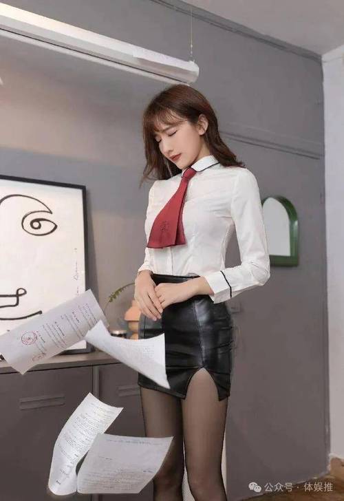 少妇后入av的相关介绍