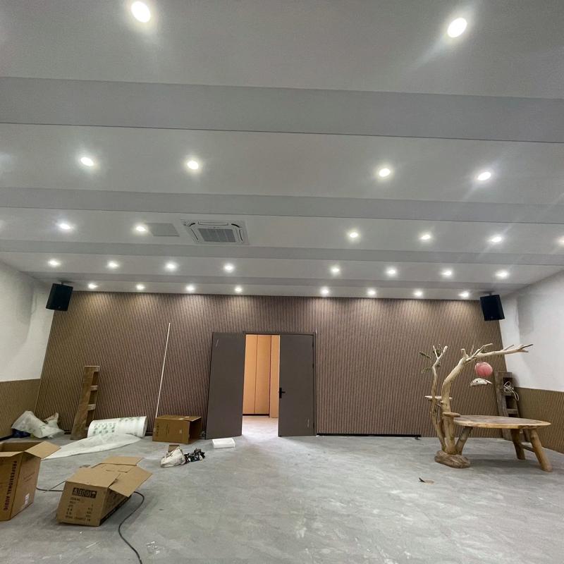 老师与学生啪啪啪的相关介绍
