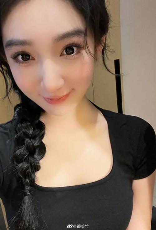意大利 伦理的相关介绍