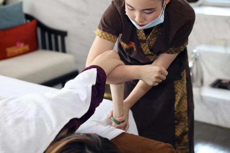 女性下面出现黄色的豆腐杂物是怎么回事的相关介绍