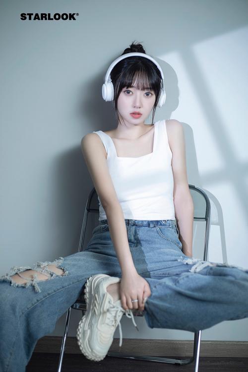 我操老师的小逼的相关介绍