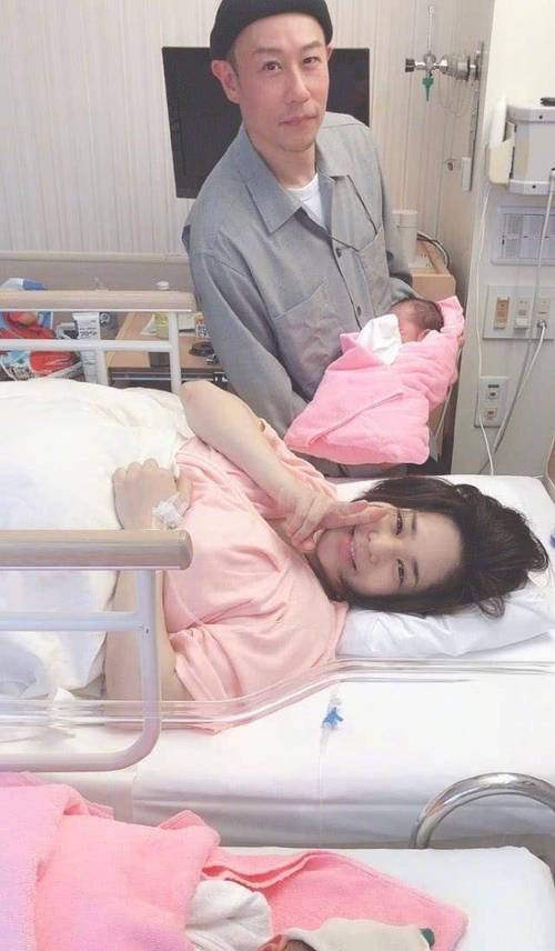 女生内裤出现黄色分泌物的相关介绍