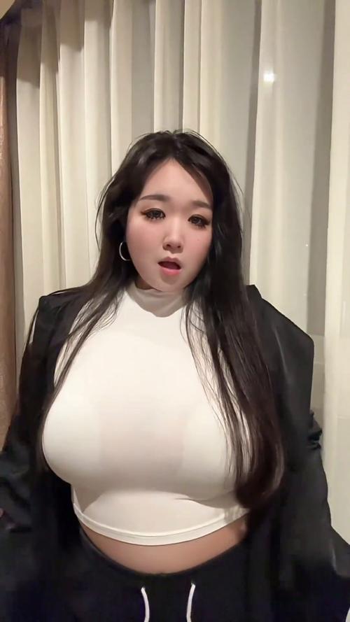 禁忌诱惑女秘书的相关介绍